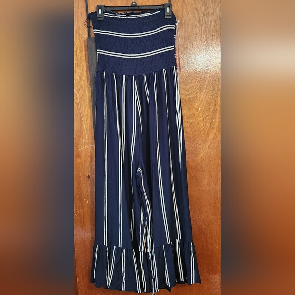 NWT size L halter jumpsuit/romper - Picture 1 of 6